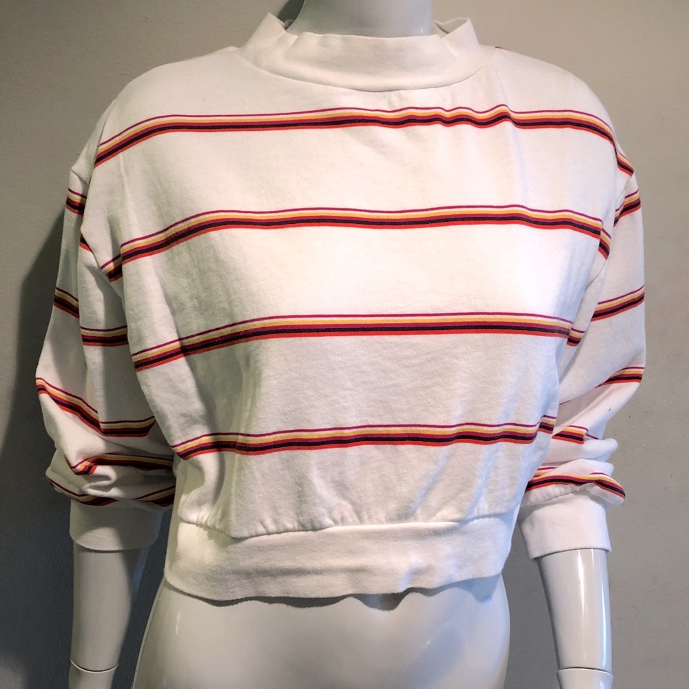 Vintage long sleeve crop top